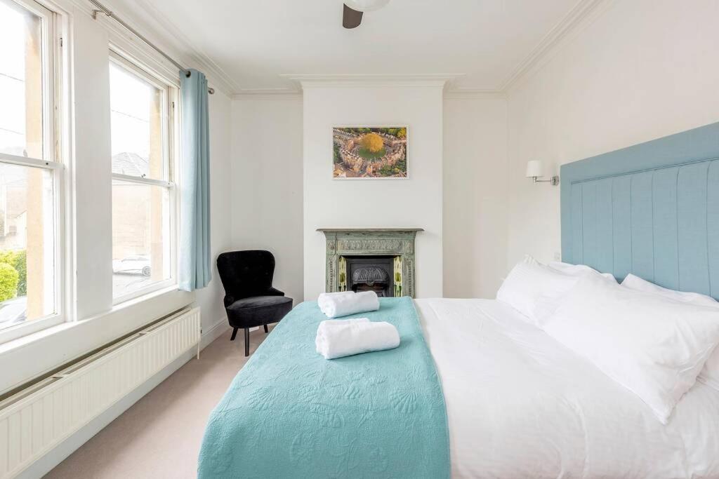 Spacious House - 2 Double Rooms - Street Parking - Garden Bath Luaran gambar